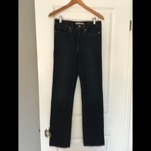 Levi 314 straight leg jeans.